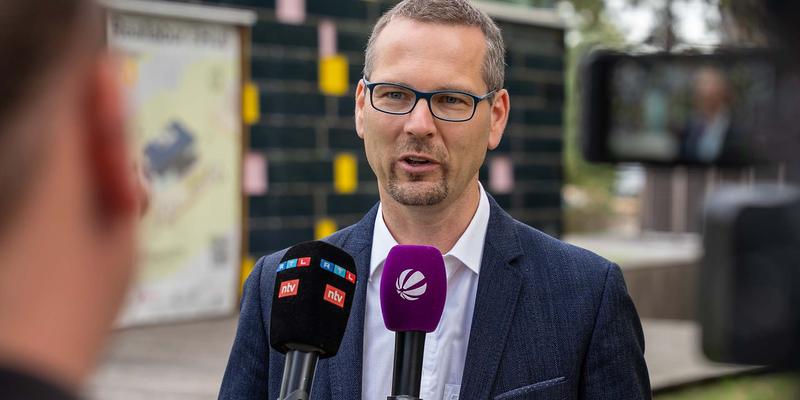 Media Coverage on the Resilience of the Power Supply