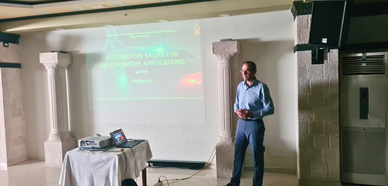 Igal Bilik (Ben-Gurion University of the Negev) during his emergenCITY-funded plenary talk.